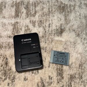 Canon Battery NB-13L & Charger!